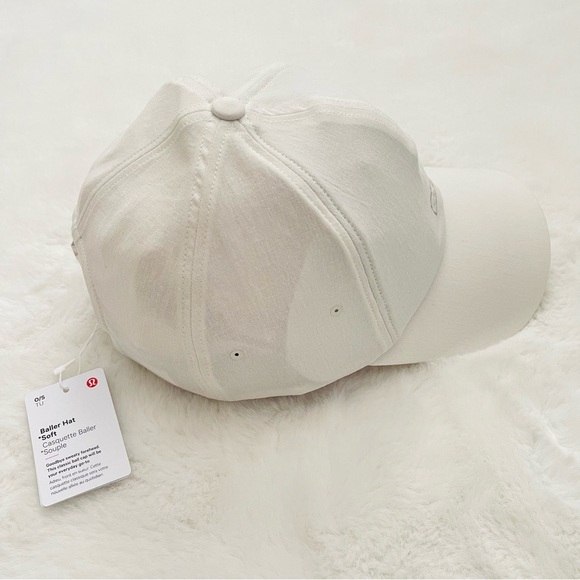 Lululemon Soft Cream Baller Hat - Picture 4 of 7